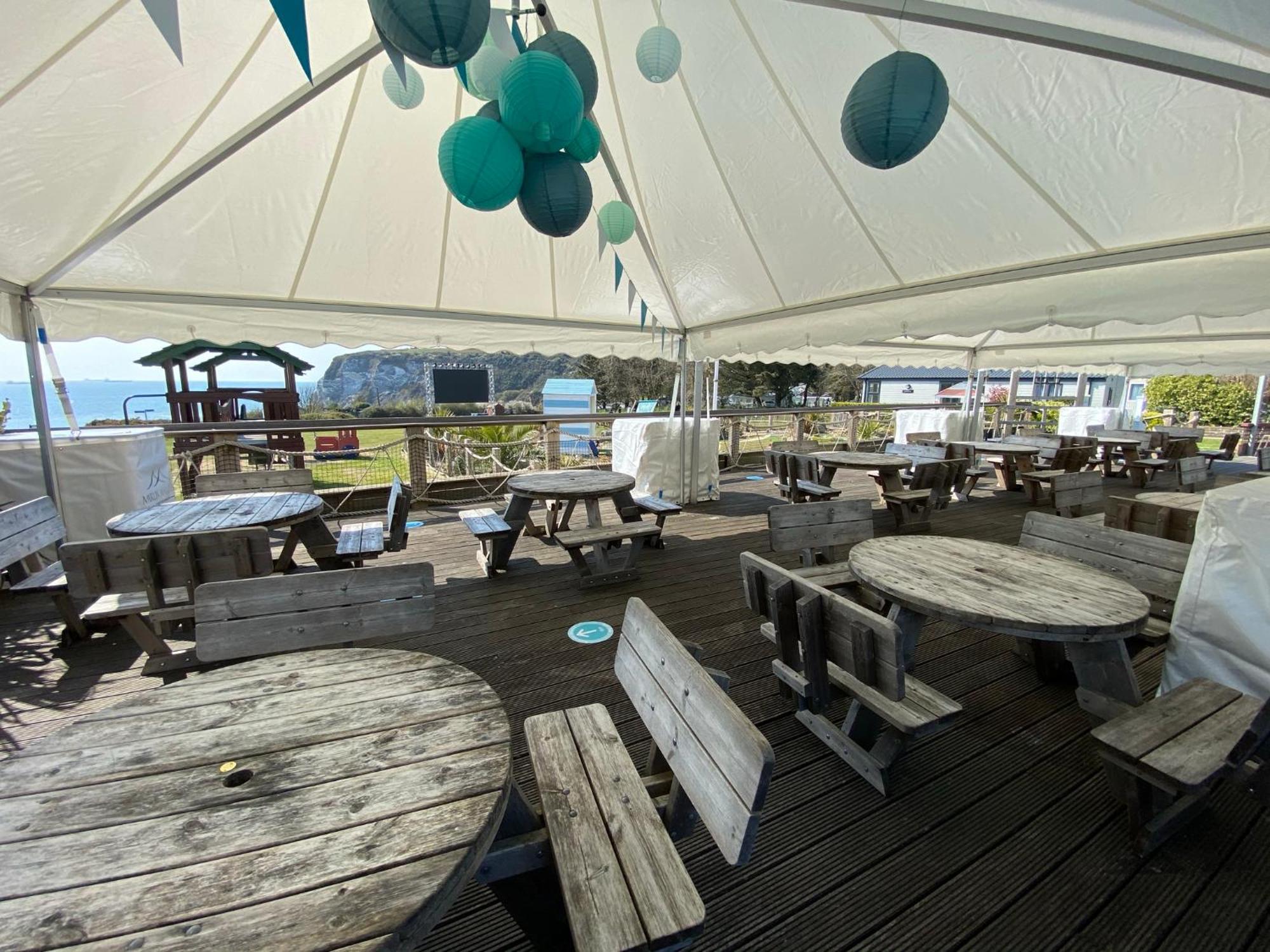 Whitecliff Bay Holiday Park - Most Popular Location Near Pools, Clubs And Beach ベンブリッジ エクステリア 写真