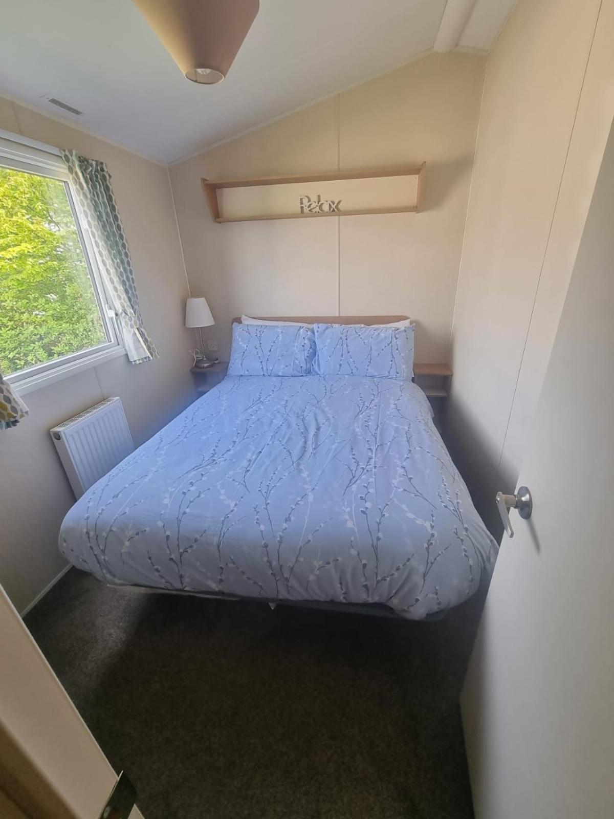 Whitecliff Bay Holiday Park - Most Popular Location Near Pools, Clubs And Beach ベンブリッジ エクステリア 写真