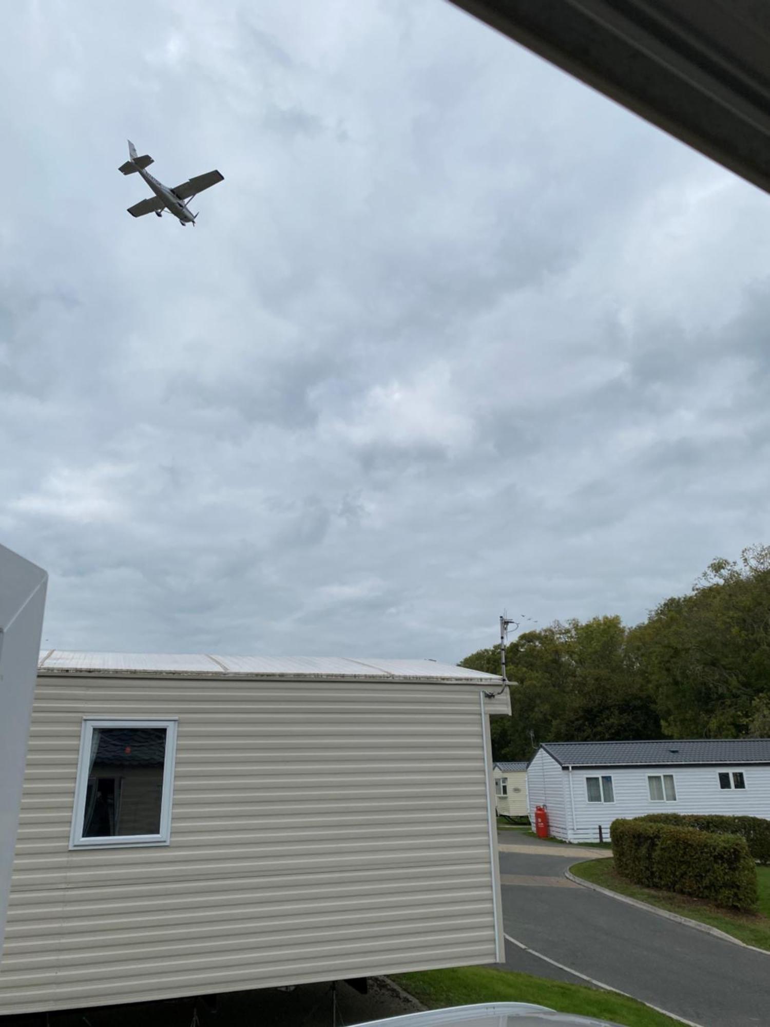 Whitecliff Bay Holiday Park - Most Popular Location Near Pools, Clubs And Beach ベンブリッジ エクステリア 写真